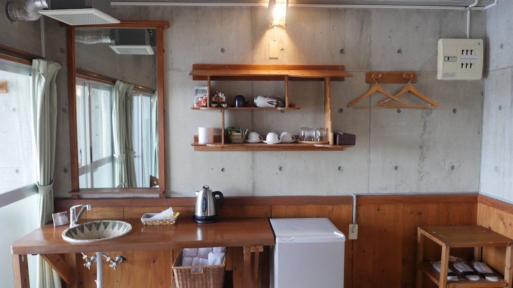 Buzz Resort (ex. Designers Resort Nakadoma Inn) 24/67