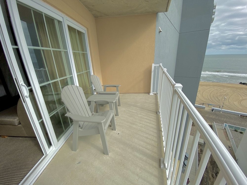 Hyatt Place Ocean City Oceanfront 27/68