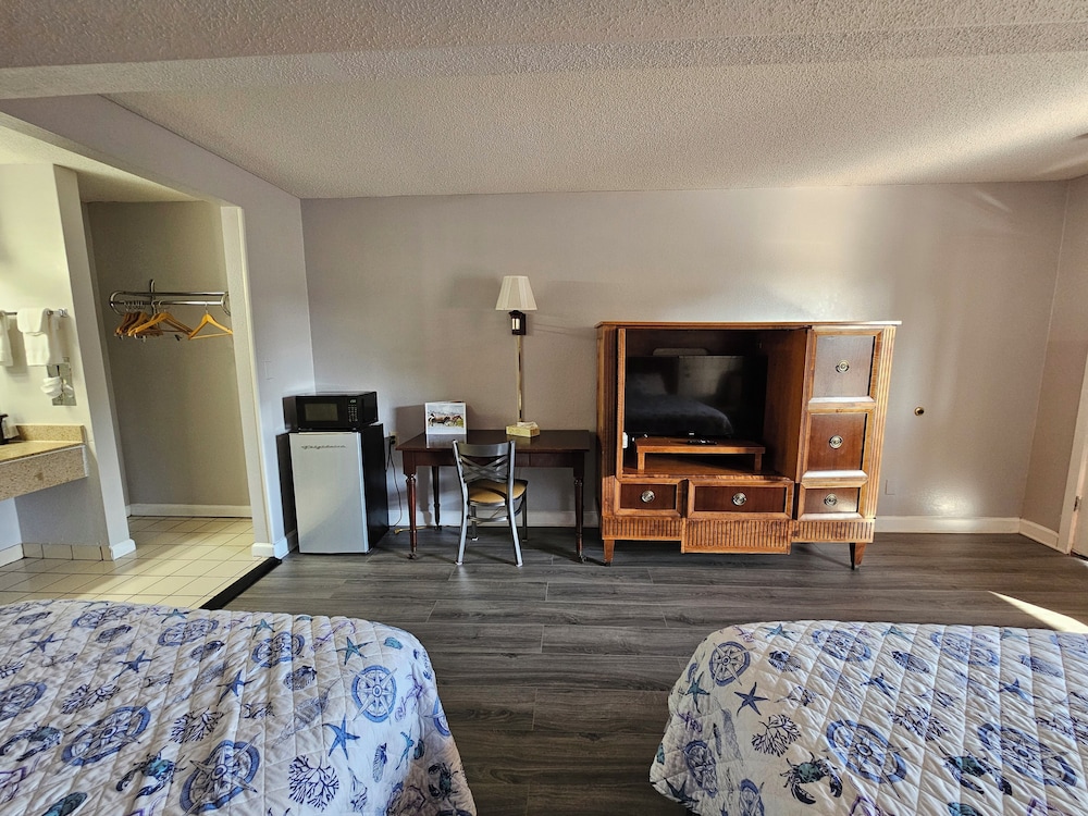 Rodeway Inn 42/58