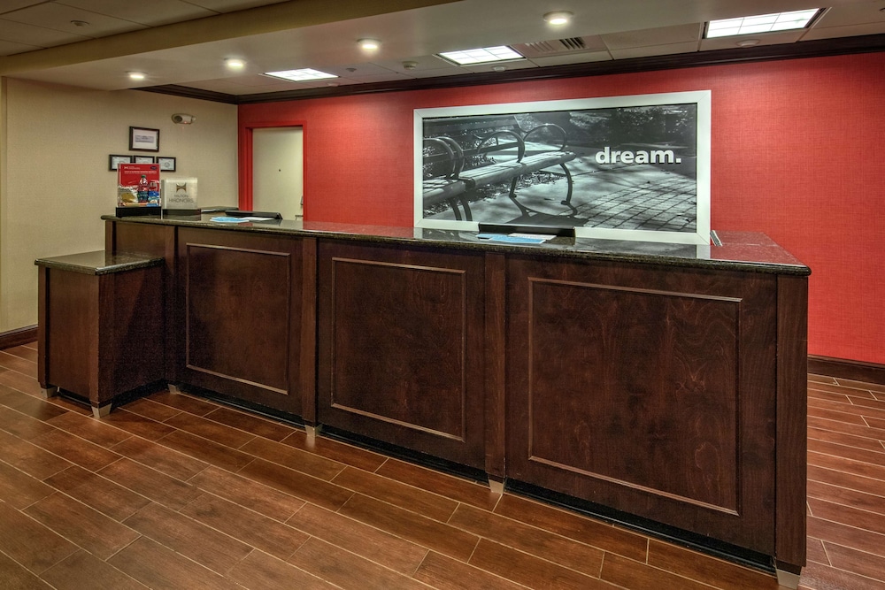 Hampton Inn Cambridge 14/63