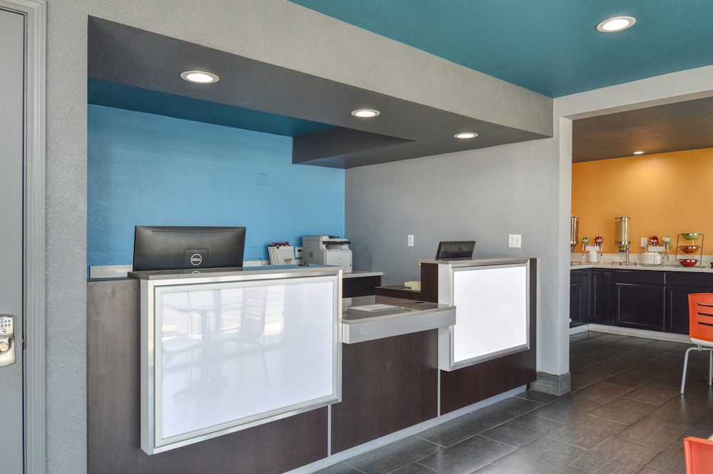 Vagabond Inn Buttonwillow North I-5 12/39