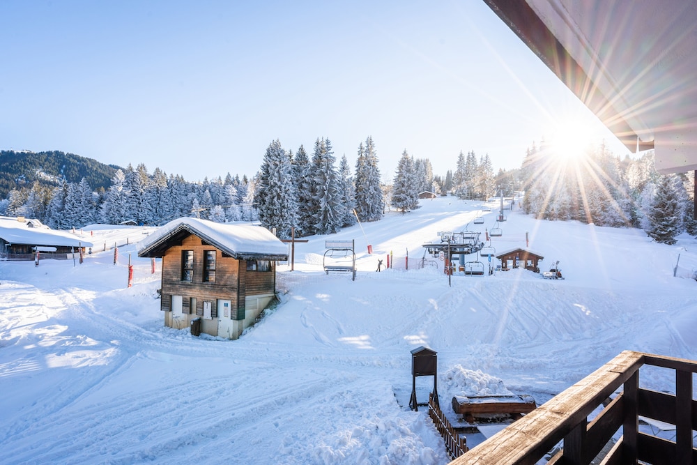 Residence Vacanceole Le Grand Morillon 48/51