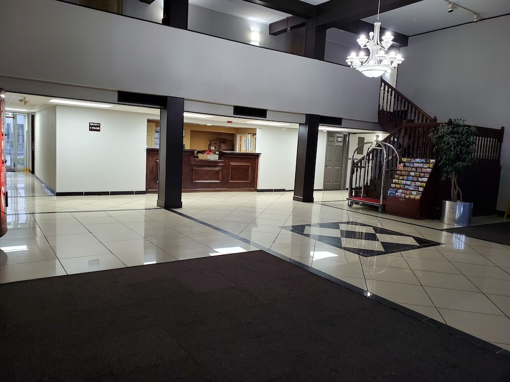 Royal Inn Hotel 5/37