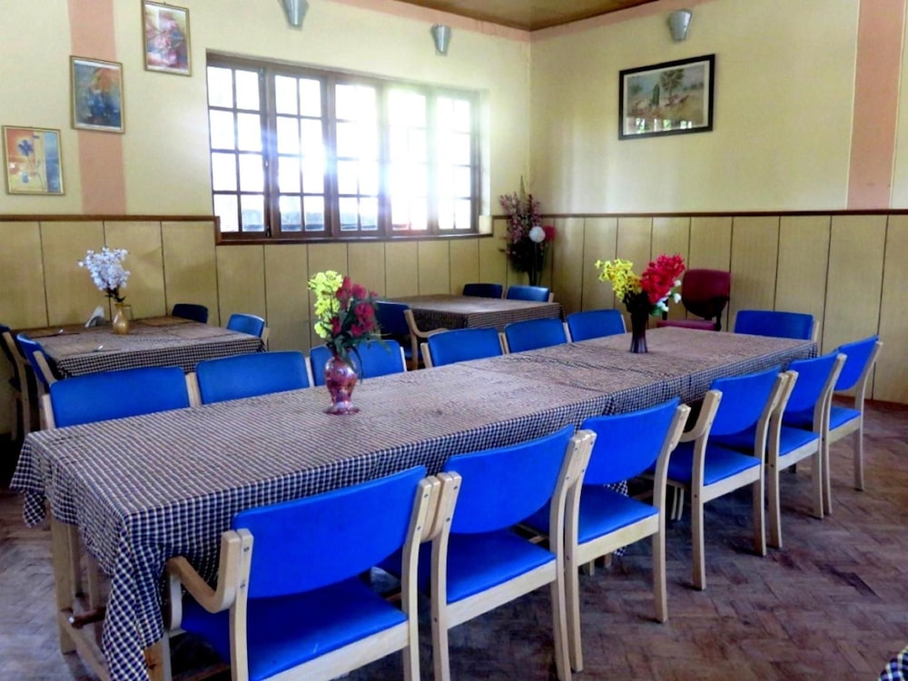 Hotel Abu Palace 37/49