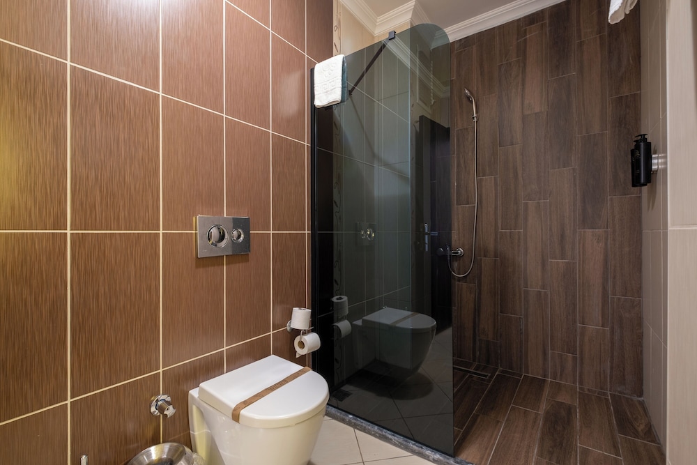 Rhiss Hotels Maltepe 49/50