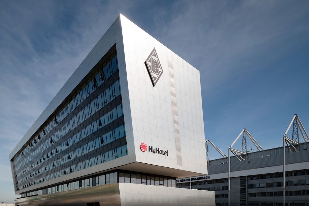 H4 Hotel Mönchengladbach Im Borussia-Park 1/50