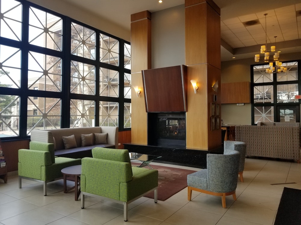 Holiday Inn Express Rolling Mdws Schaumburg Area 26/33