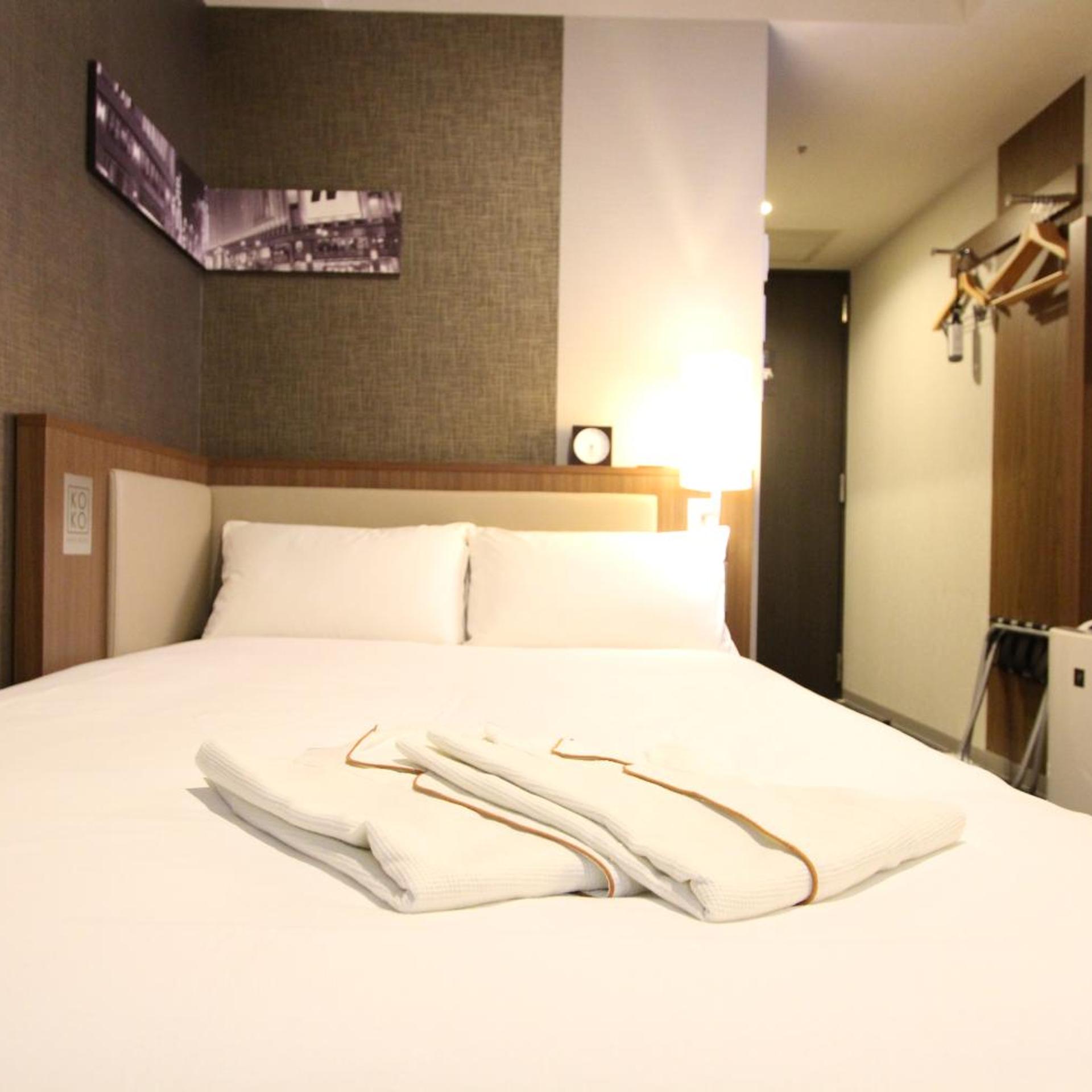 Semi Room, Single Bed, Semi Double Bed