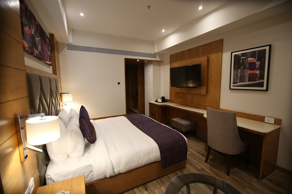Regenta Central Cassia Zirakpur Chandigarh 15/42
