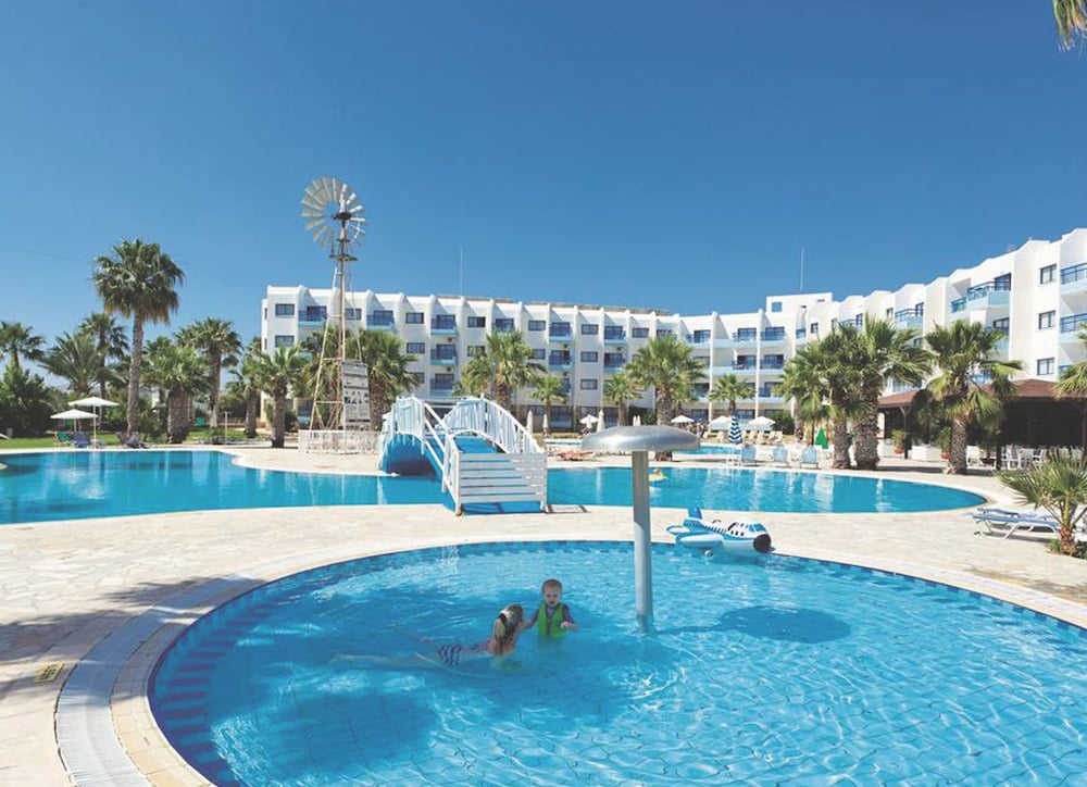 Papantonia Hotel 49/60