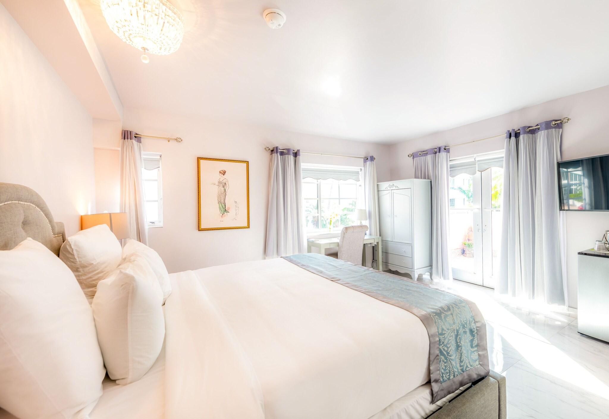 Junior Suite, Studio, King Bed, Balcony