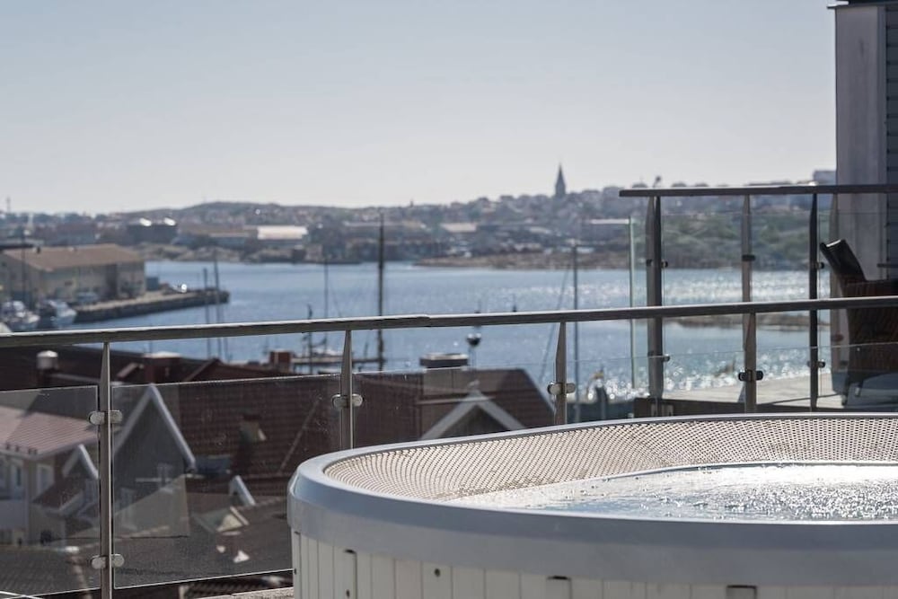 Hotell Kungshamn 24/50