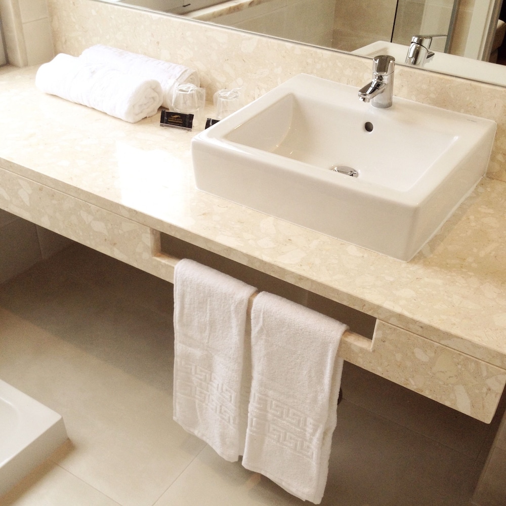 Lisbon City Apartments Suites 40/48