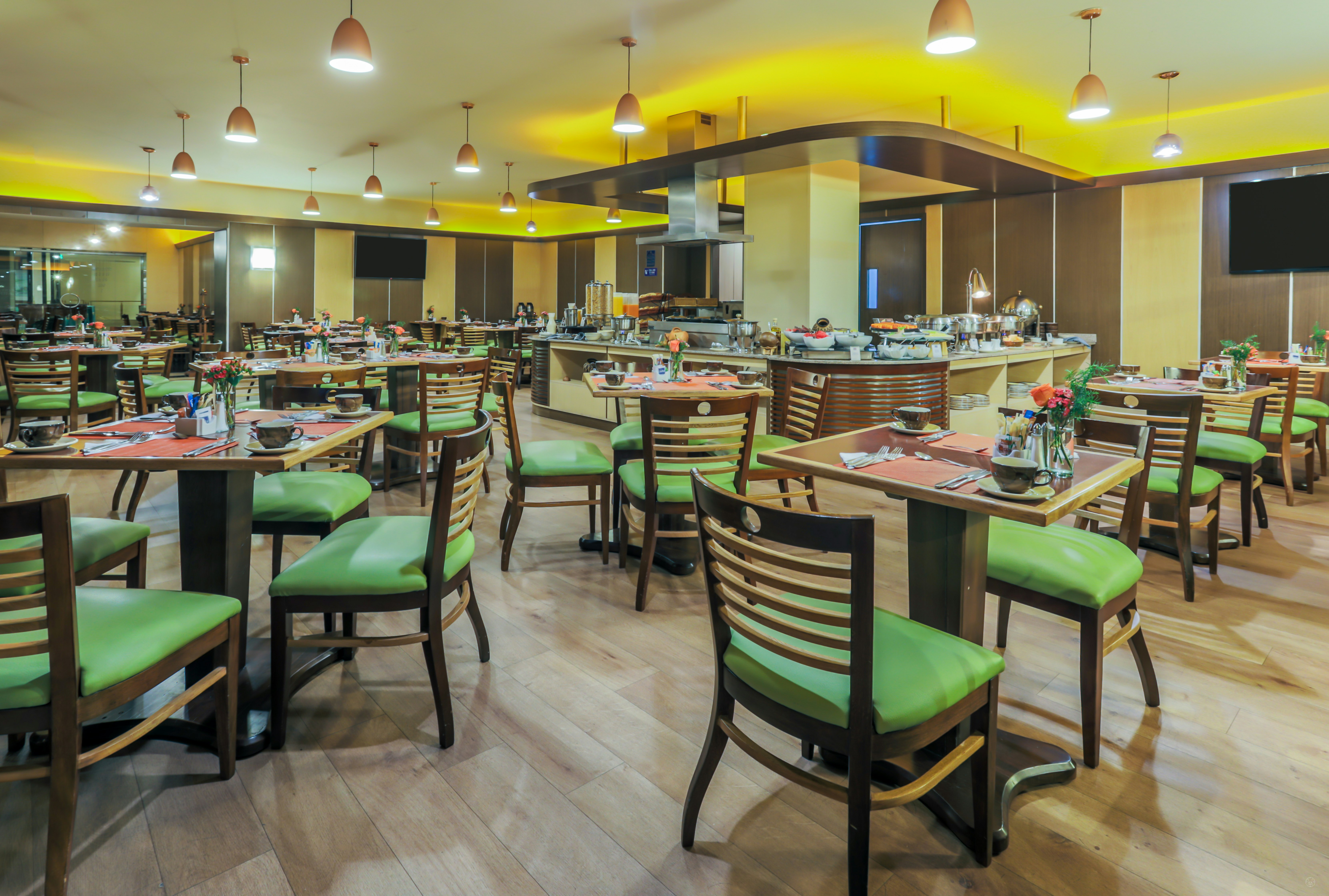 Ghl Capital Hotel 38/42