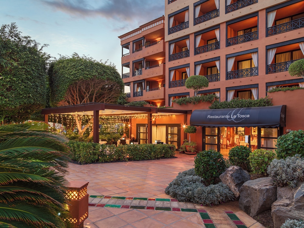 H10 Costa Adeje Palace in PLAYA DEL DUQUE