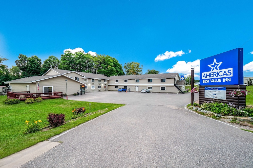 Americas Best Value Inn Marquette 1/46