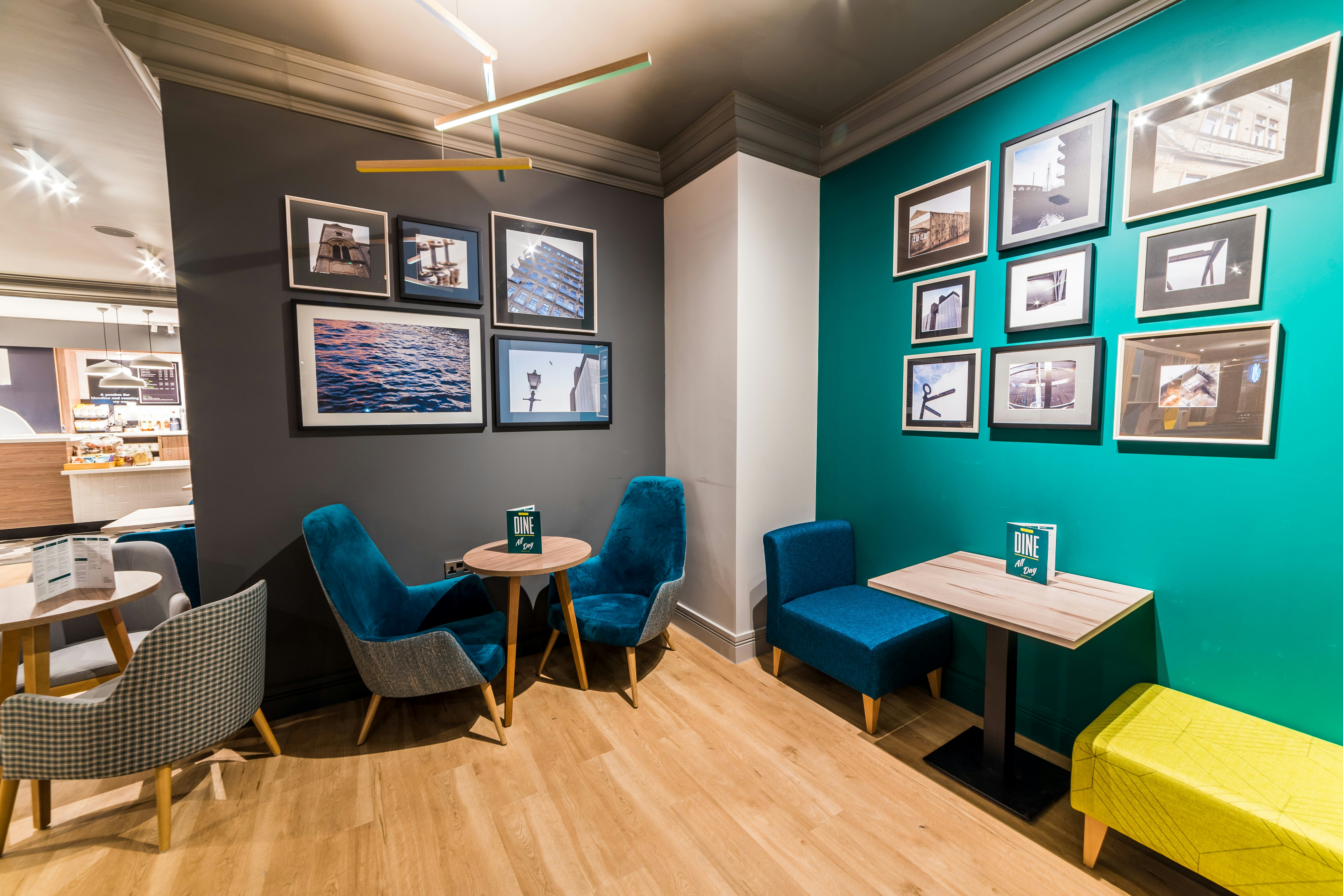 HOLIDAY INN LEEDS BRIGHOUSE 25/50