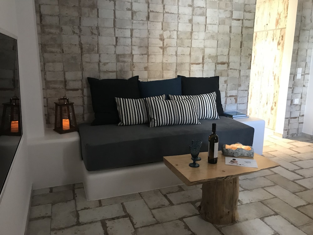 Elia Residences Santorini 34/50