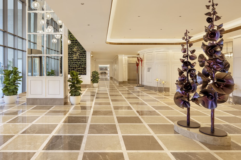 Aurika by Lemon Tree Hotels, Mumbai International Airport 9/50