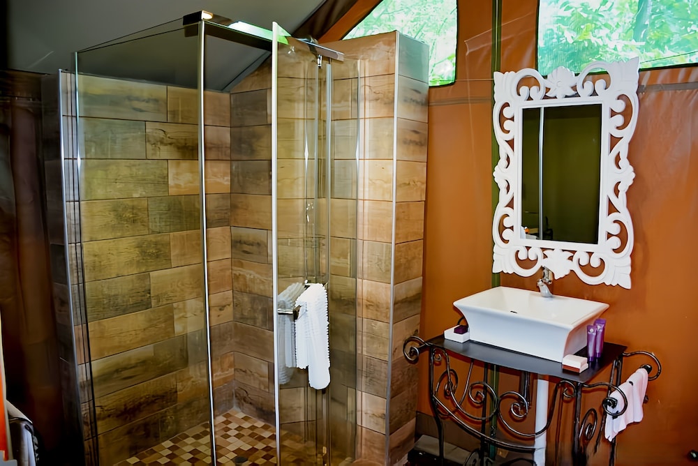La Montagne Guest Lodge 47/50