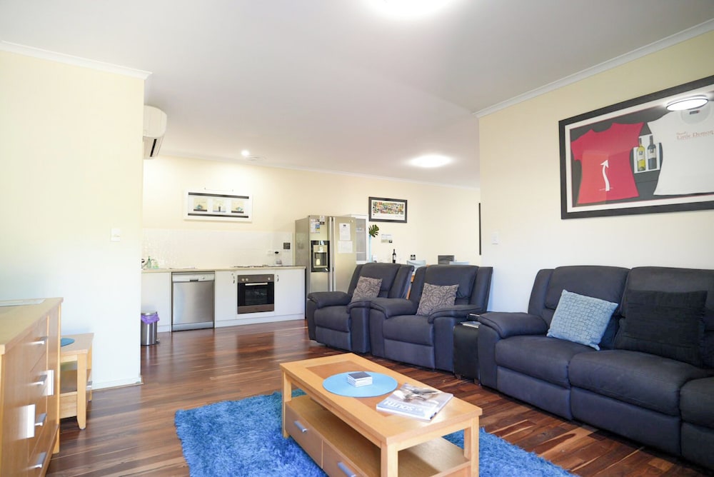 McLaren Vale Studio Apartments 20/50