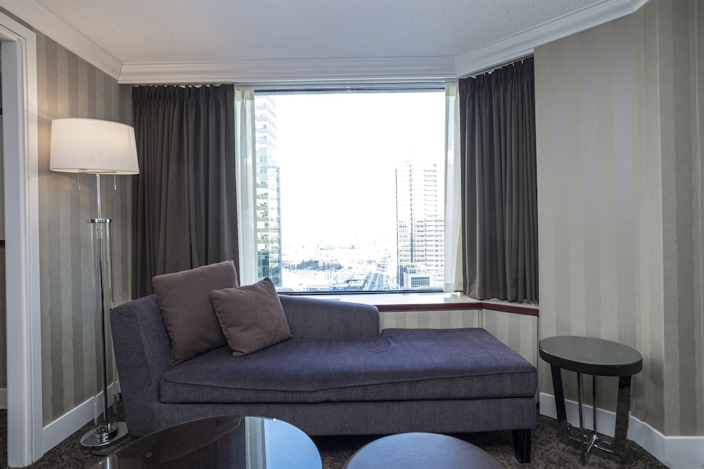 Sandman Signature Edmonton Downtown Hotel 32/46