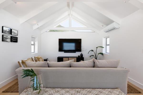 Cape Beach Villa 26/50