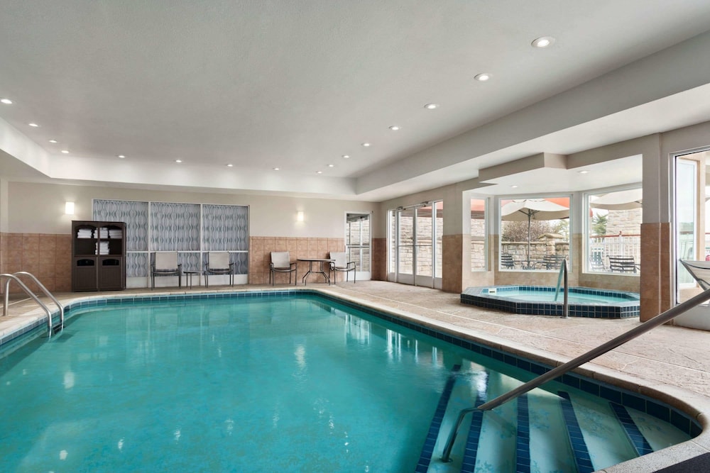 Baymont By Wyndham Springfield I-44 20/34