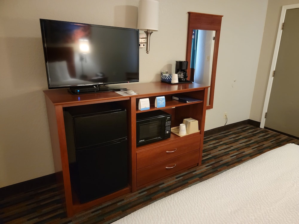 Days Inn By Wyndham Tucumcari 46/52