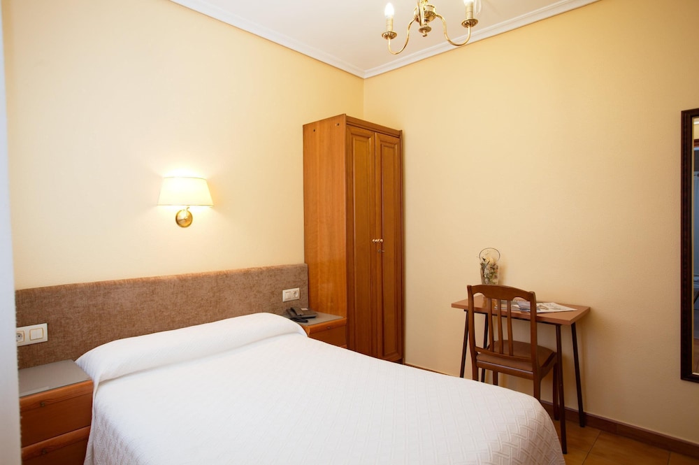 Hotel Panton 37/67