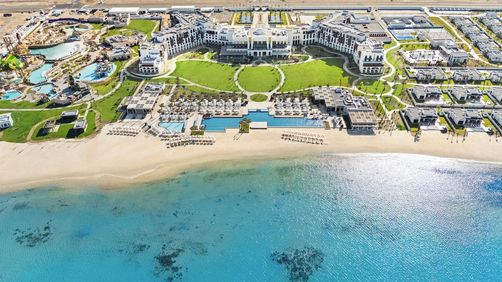 ريكسوس مورجانا(Rixos Murjana) 40/48