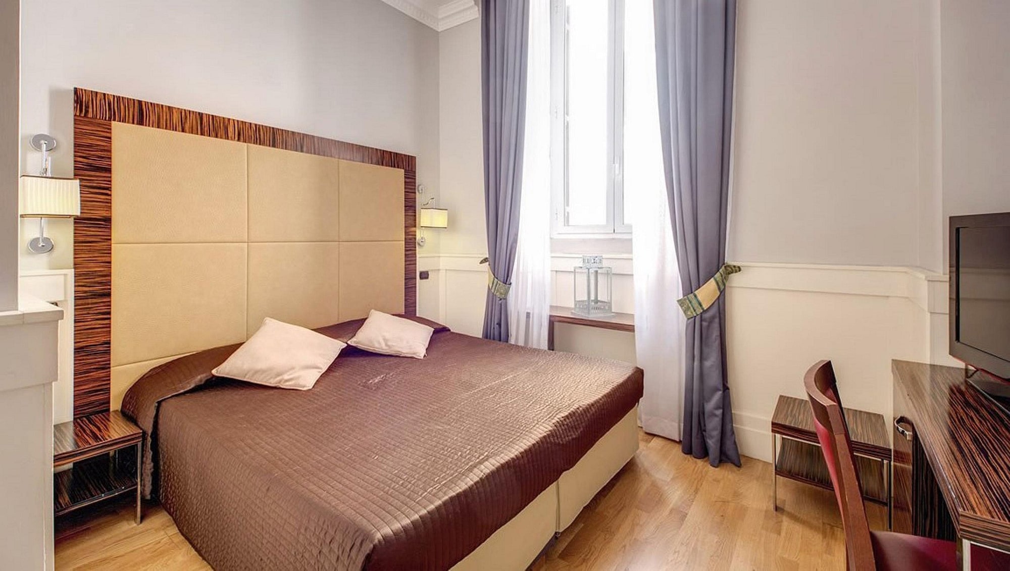 STANDARD, DOUBLE BED