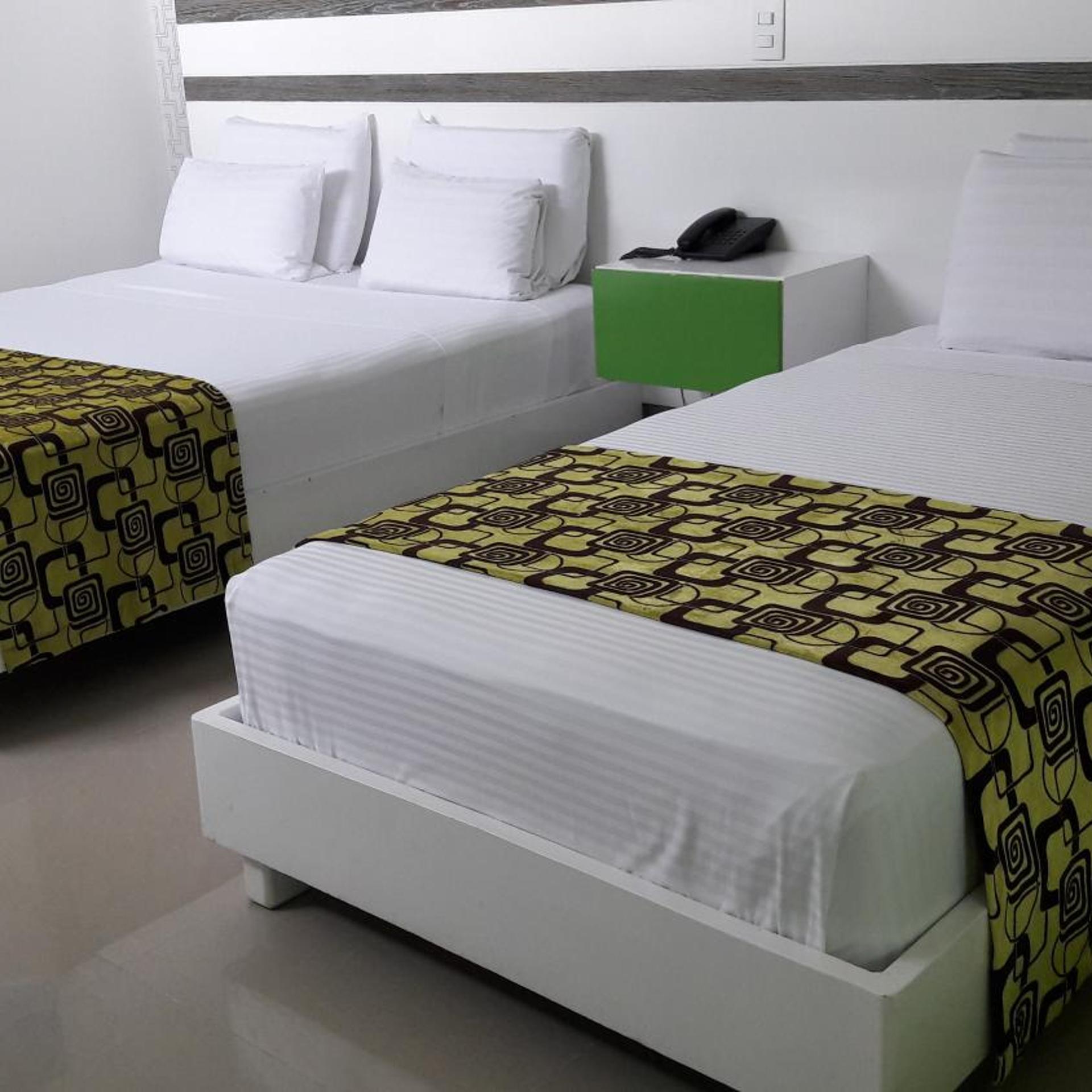 Hotel Genova Prado 40/50