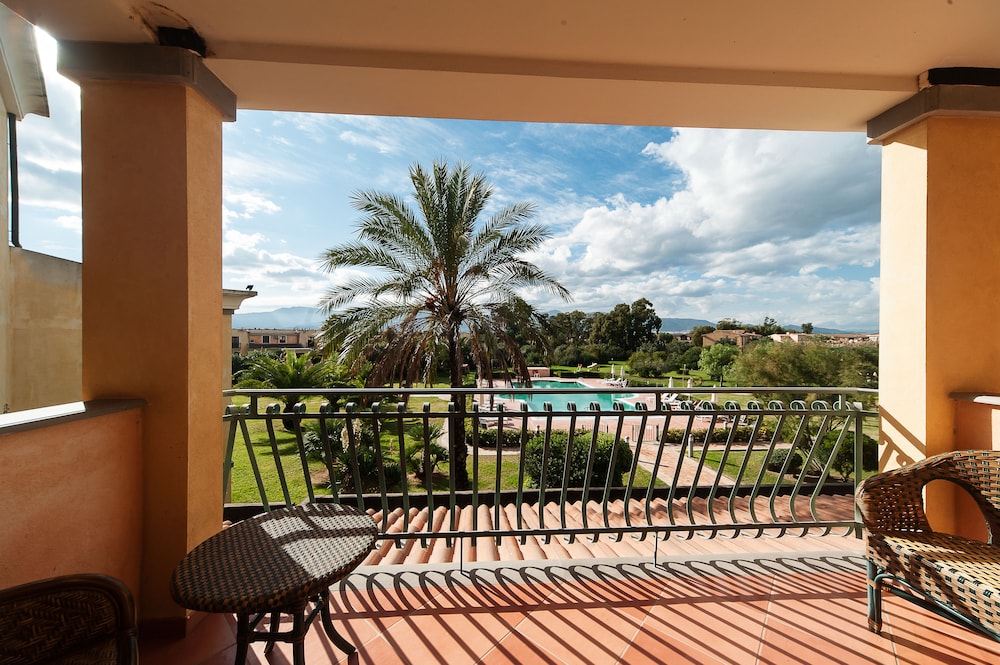 Hotel Santa Gilla 7/66