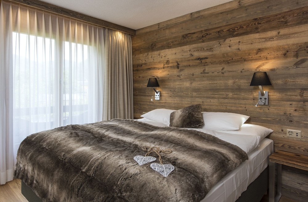 SIGNATURE, DOUBLE BED