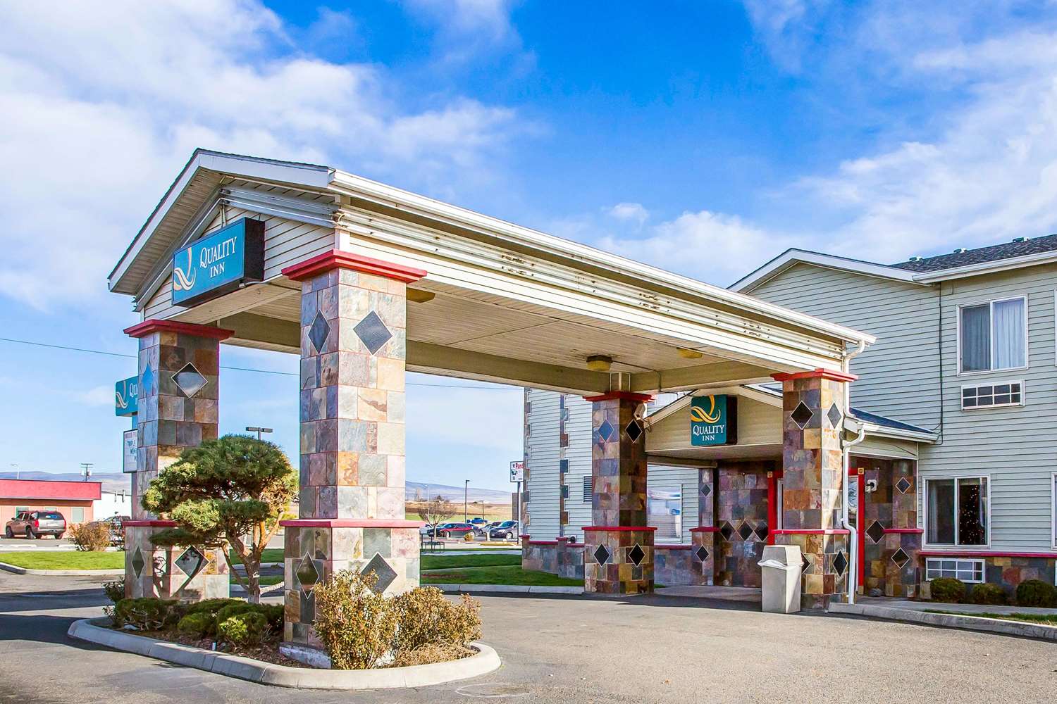 FairBridge Inn and Suites Sunnyside 26/27