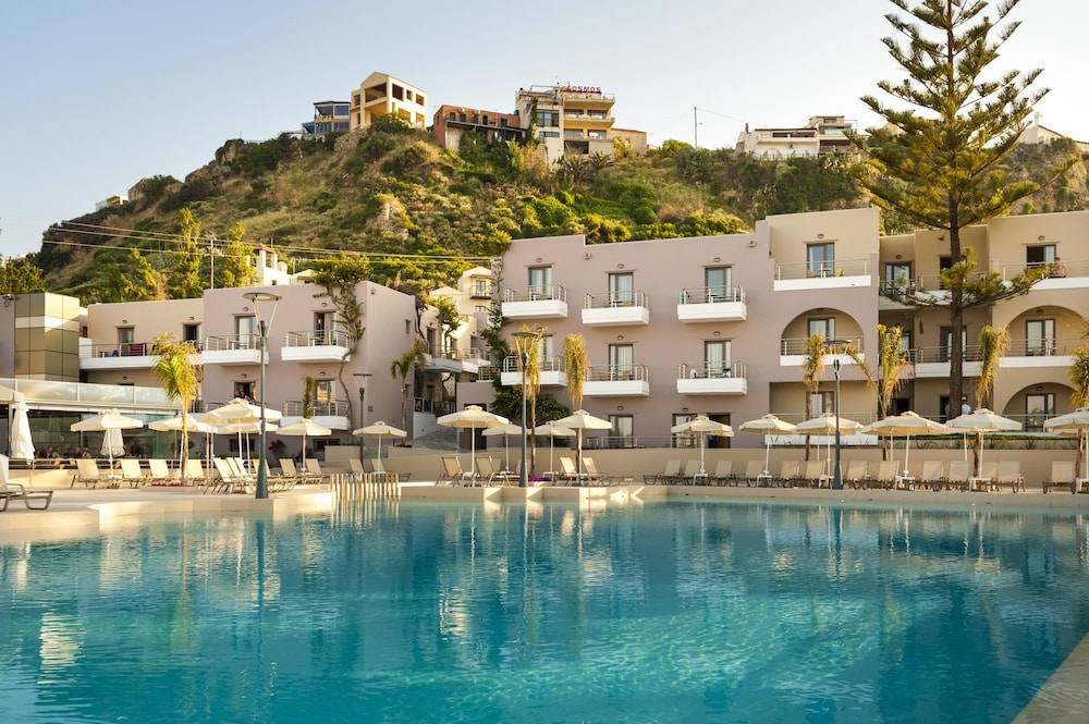 Porto Platanias Village Resort 7/73