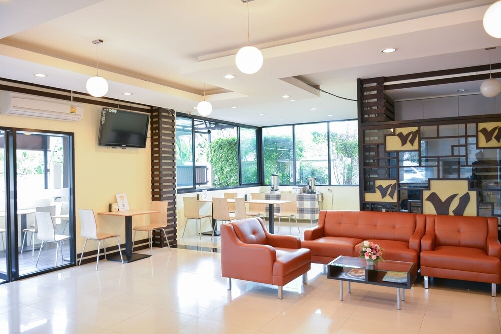 Baan Phor Phan Hotel 28/48