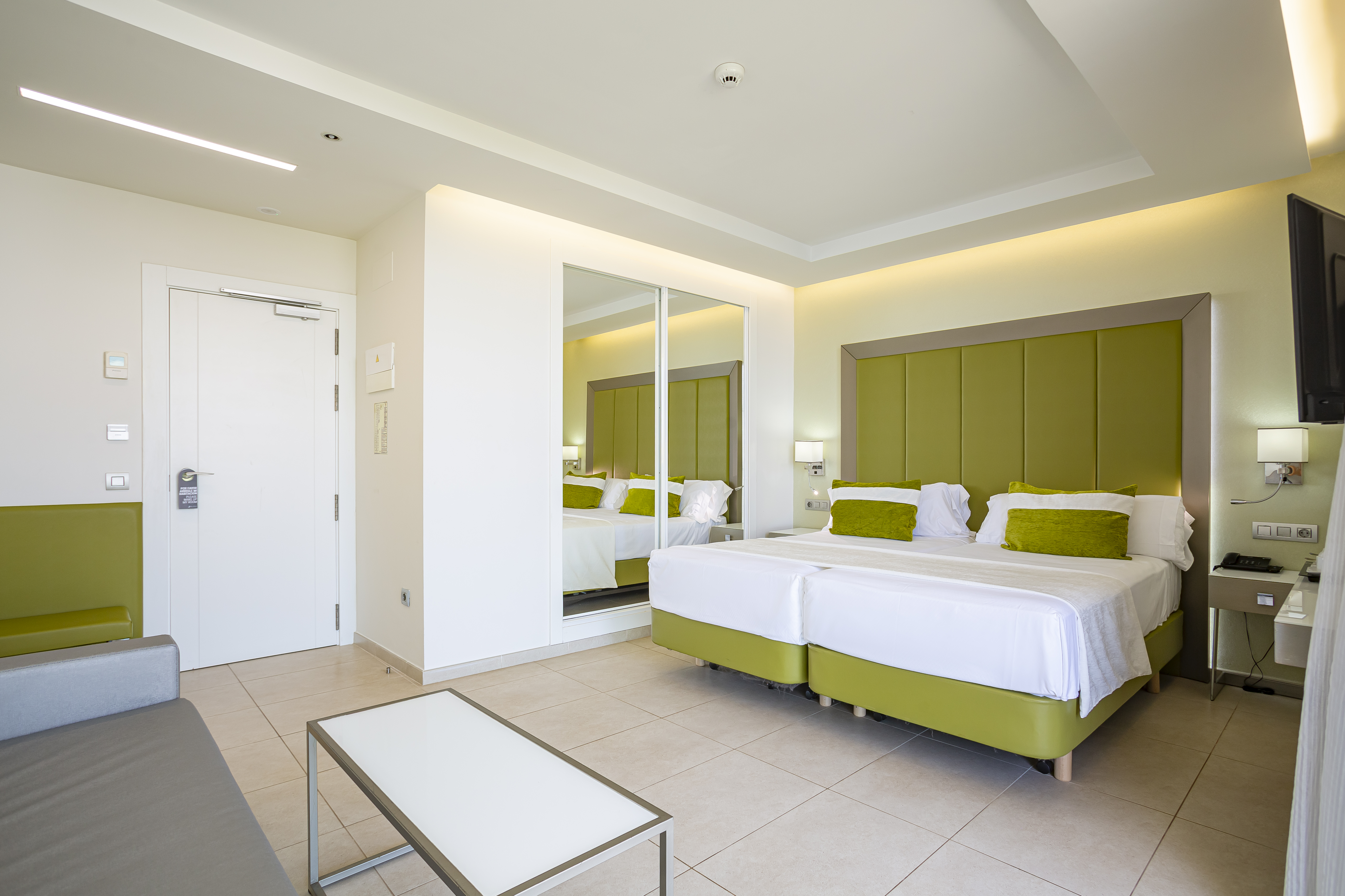Superior, Double Bed, Side Sea View