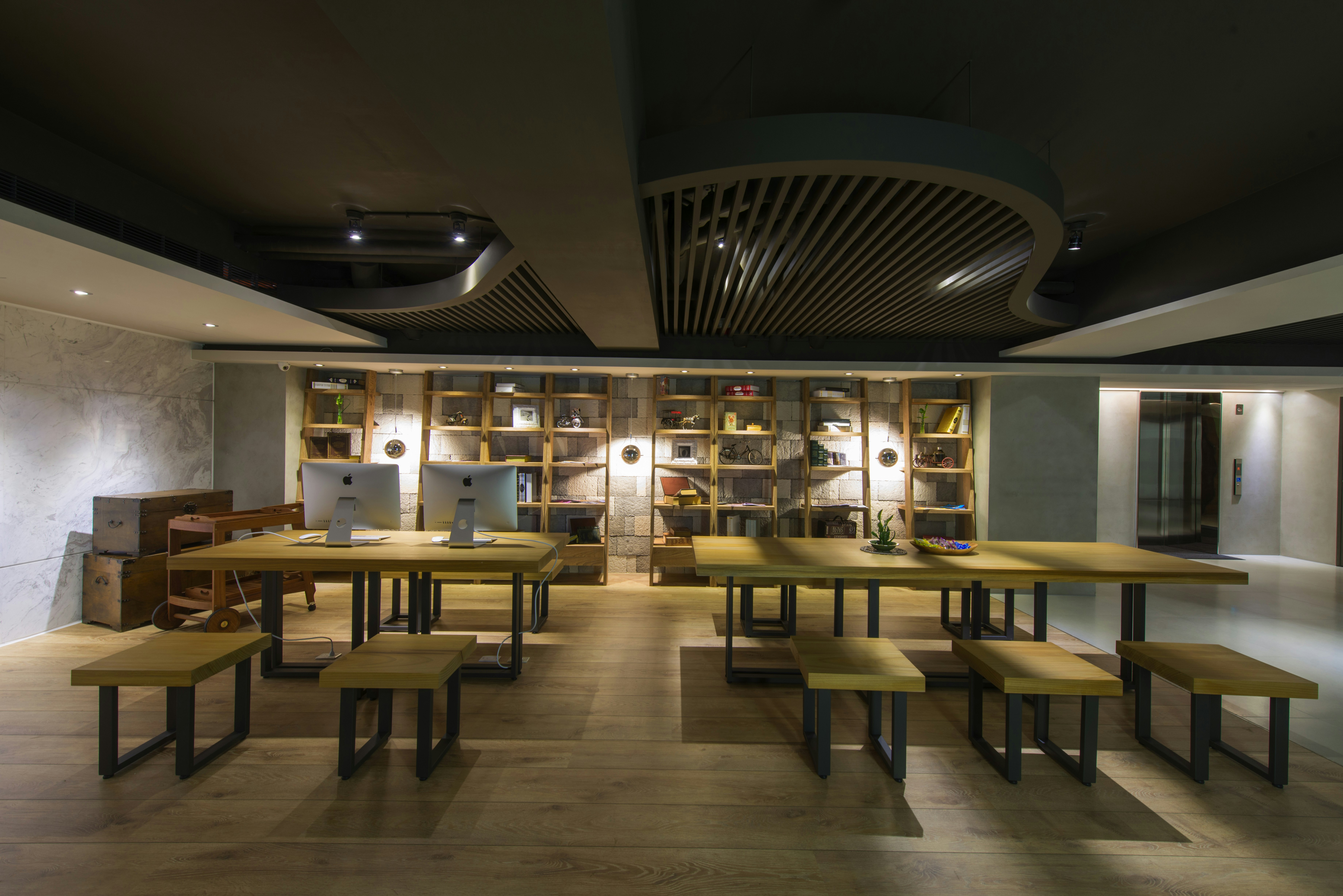 Simple Plus Hotel 40/50