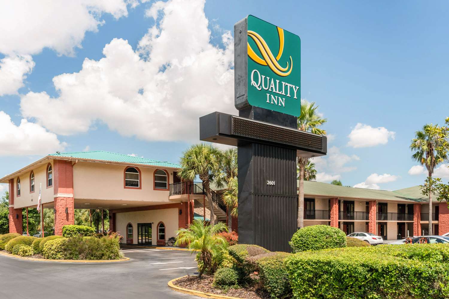 Quality Inn & Suites Orlando Airport 4/18