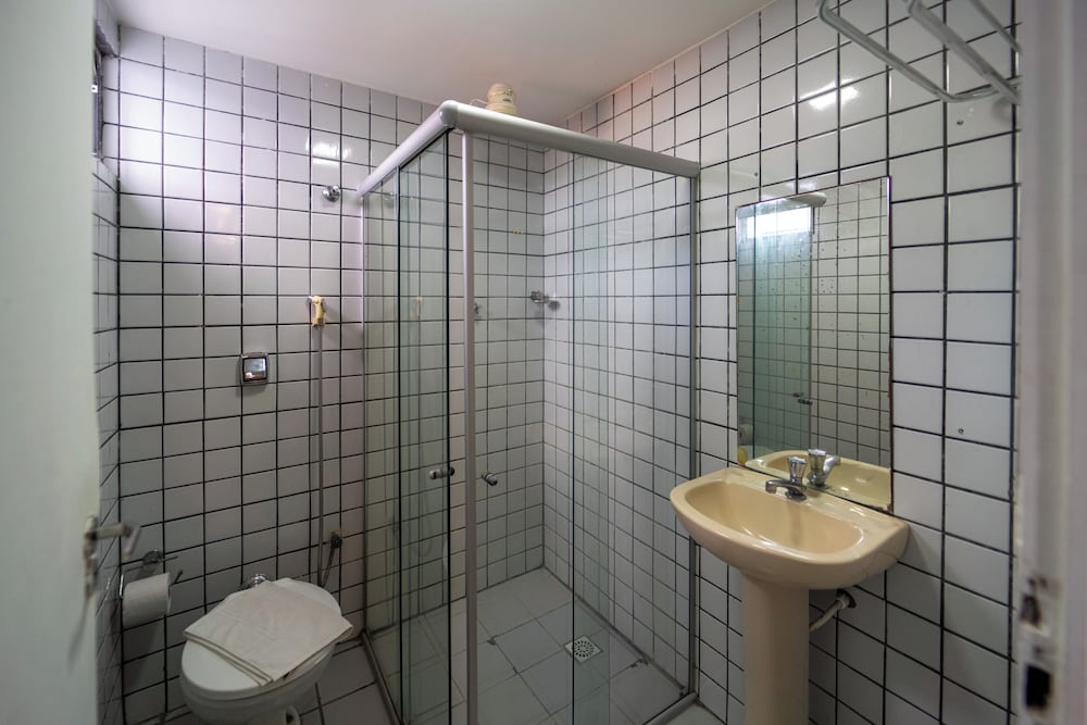 Lagoa Park Hotel 34/40
