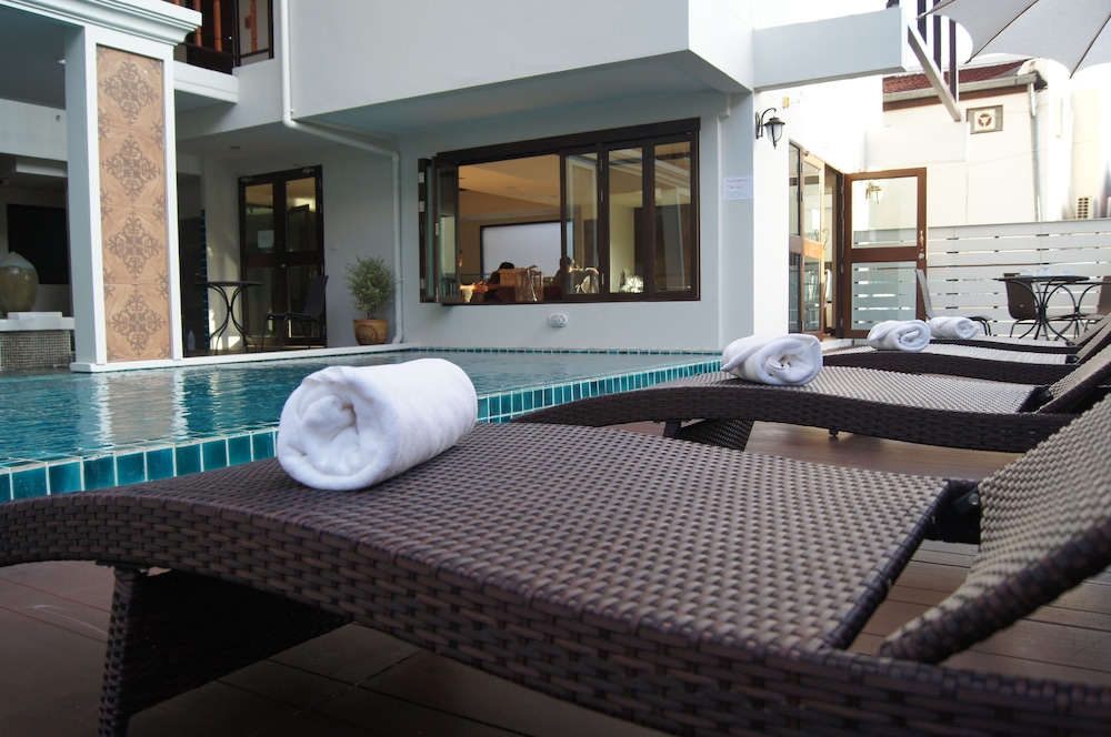 Goldenbell Hotel Chiangmai 6/60