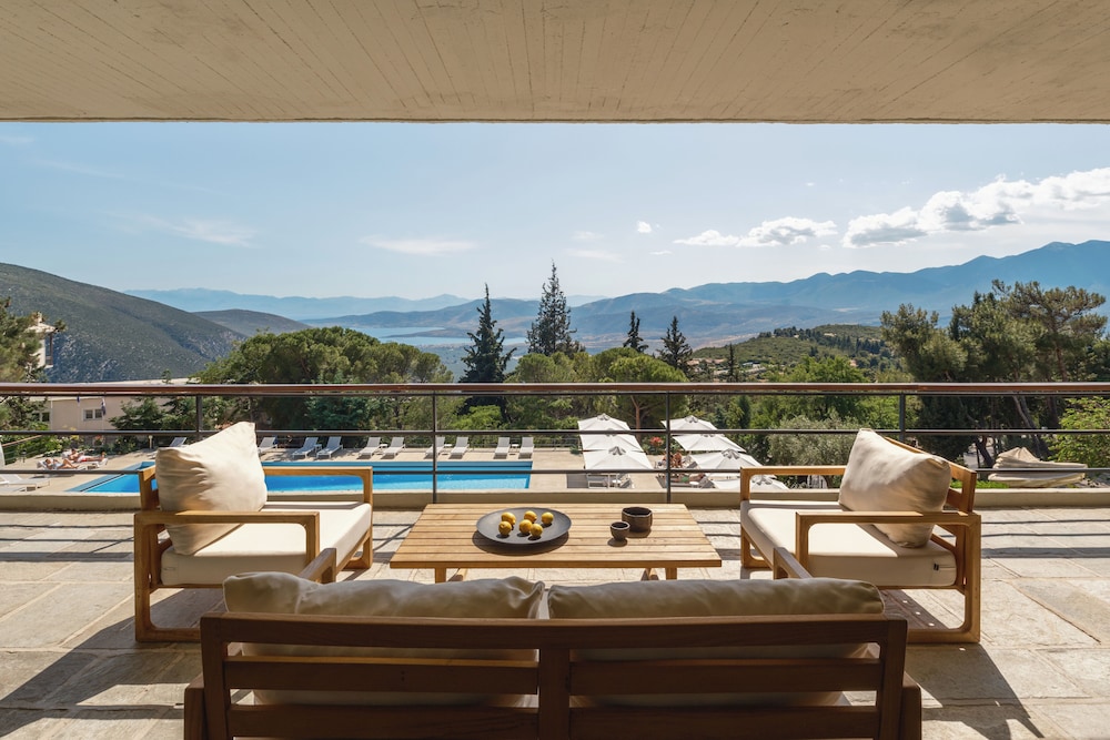 Amalia Hotel Delphi 28/66