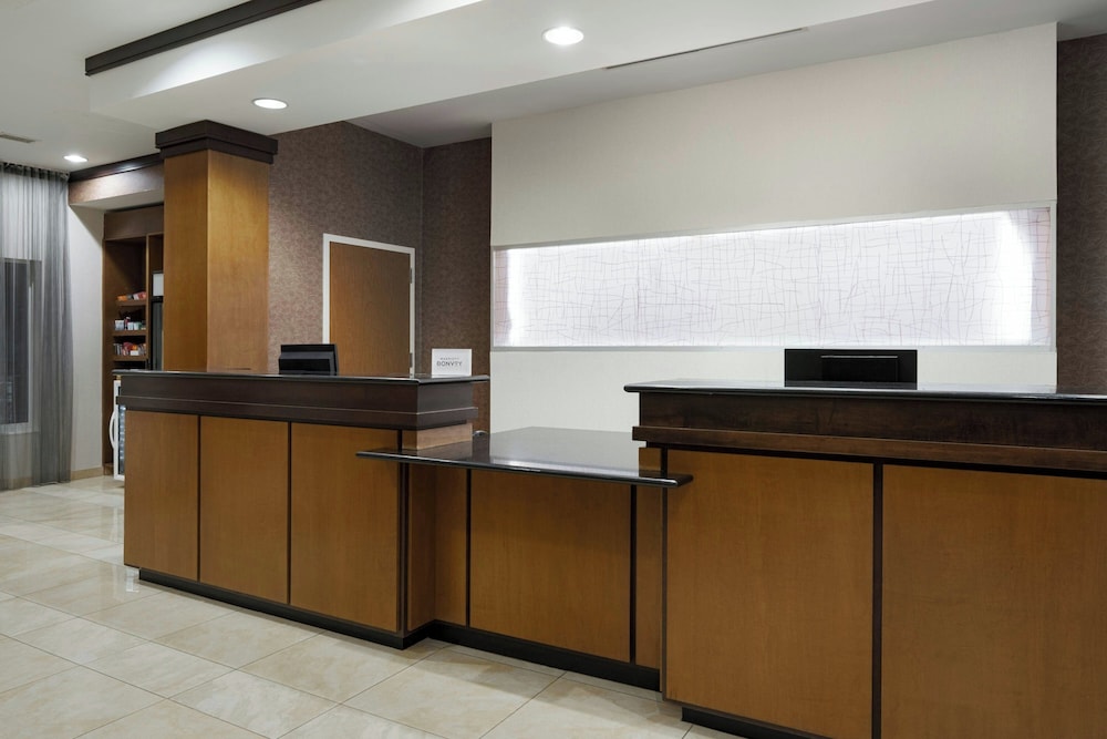 Fairfield Inn Suites By Marriott Louisville East 5/50