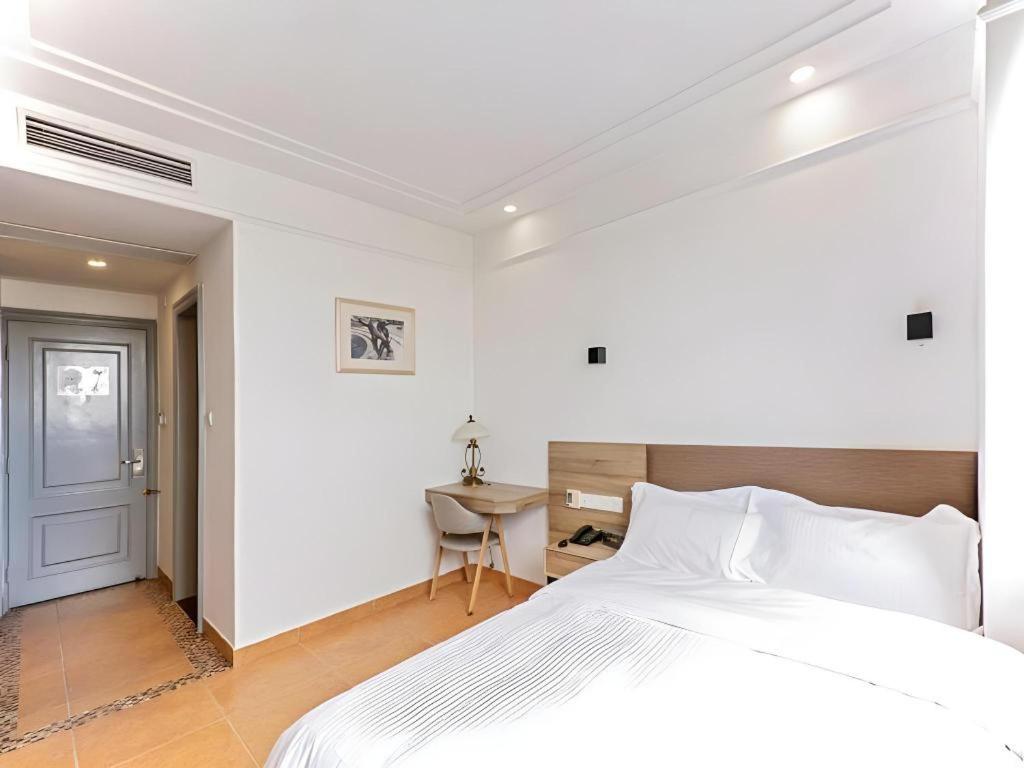 GreenTree Alliance Hotel Shanghai Baoshan District Meilan Lake Yueluo Road 15/46