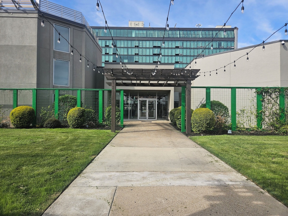 DoubleTree Houston Brookhollow 44/49