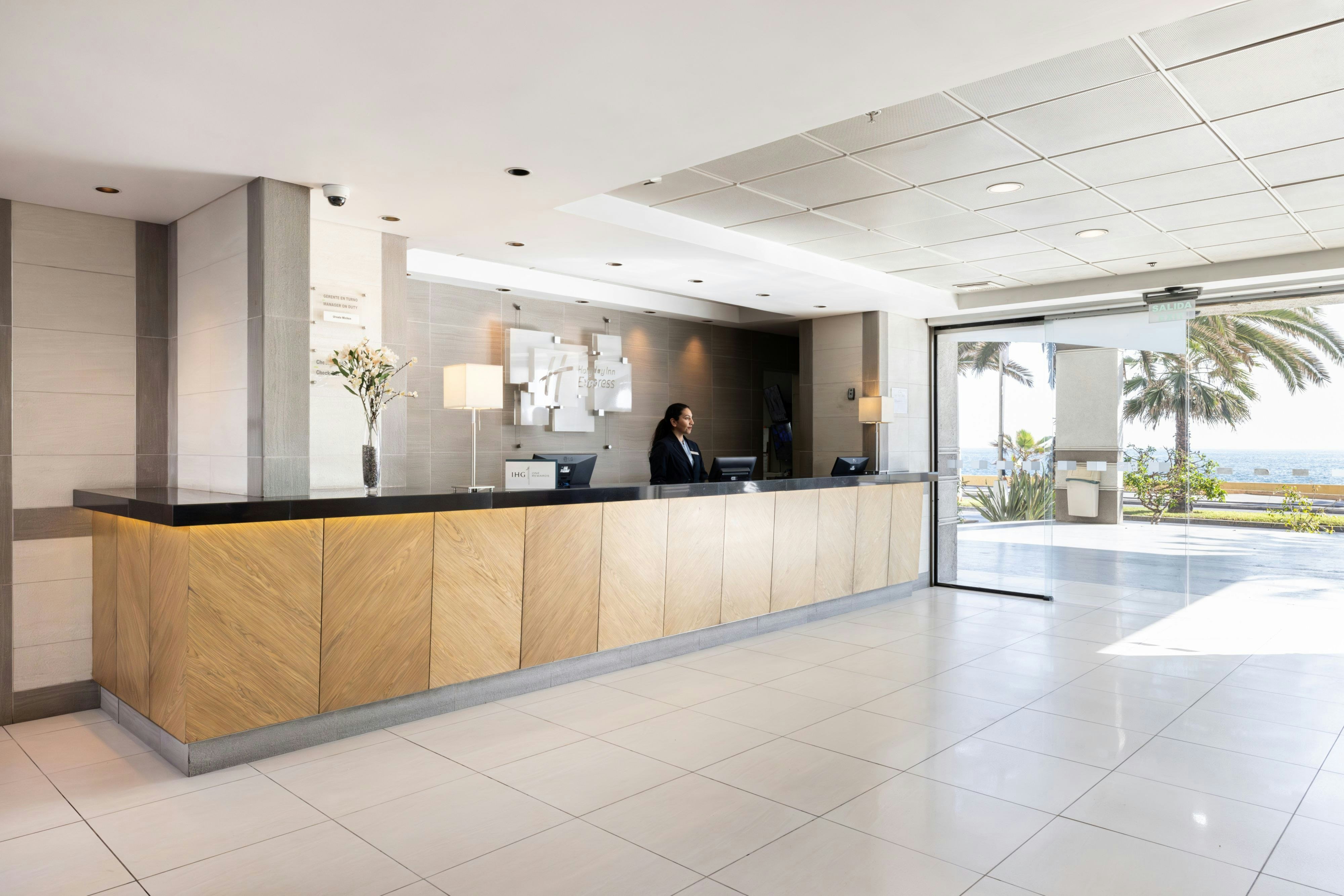 HOLIDAY INN EXPRESS ANTOFAGASTA 11/66