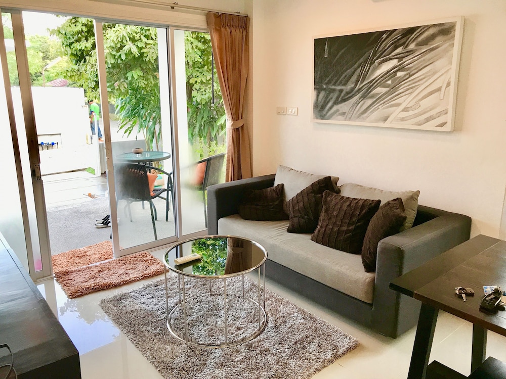 2 Bed Villa 15 Min Walk To Beach 19/36