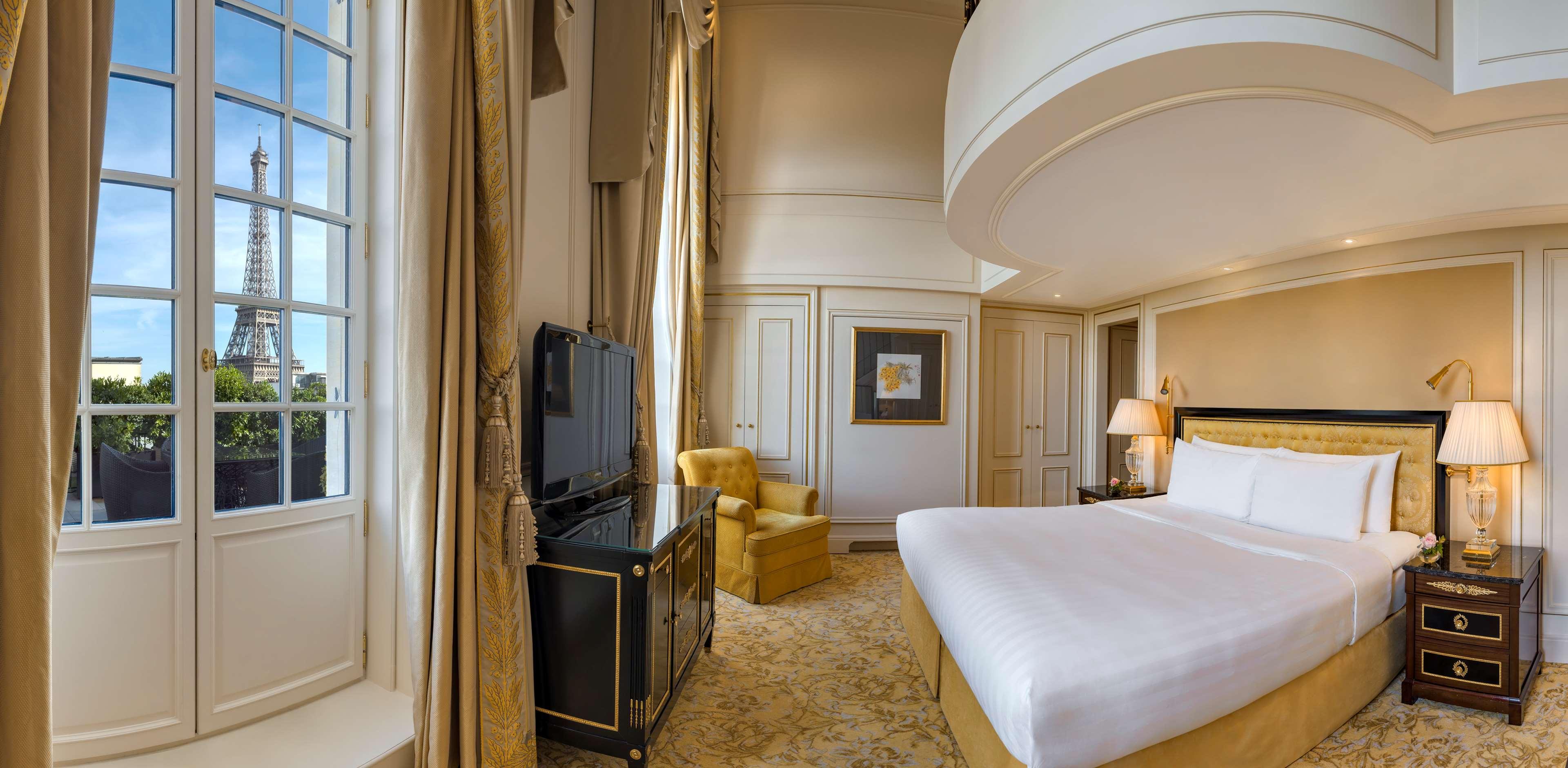 Shangri-La Paris in PARIS